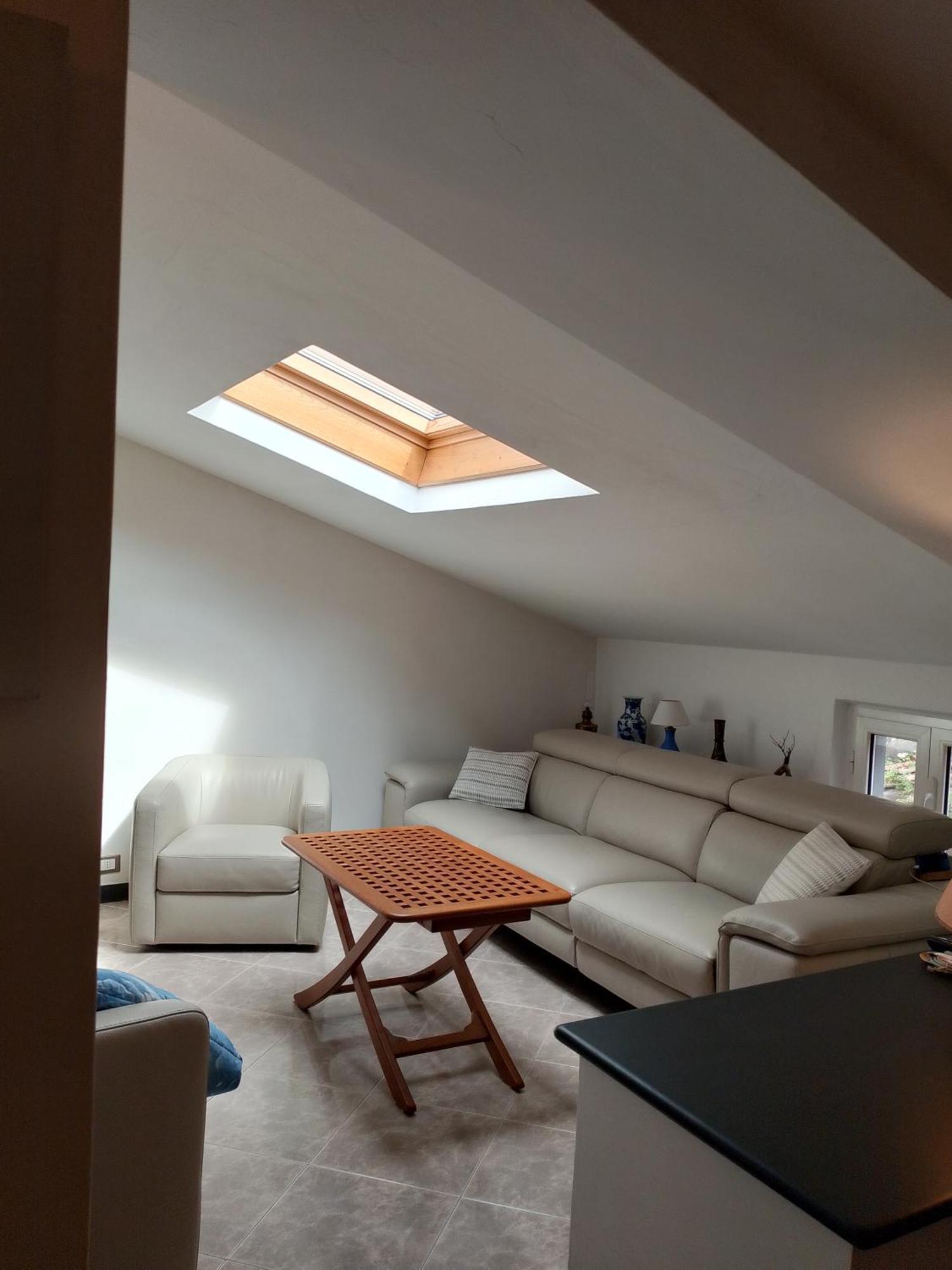 La Medievale 1 Guest House Pignone Bagian luar foto